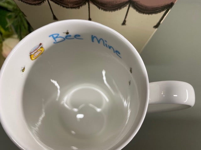 Two Bad Mice Mok Bee Mine maat MH